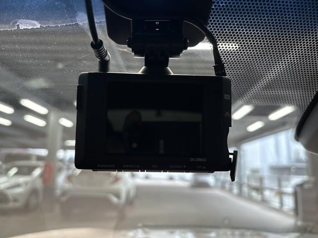 カムリ ＷＳレザーパッケージ　ワンオーナ　本革シ　クルーズコントロール　ナビ　記録簿有　アルミホイール　スマートキープッシュスタート　サイドカーテンエアバック　ＥＴＣ付き　パワーシート　デュアルエアバッグ　エアコン　ドラレコ（8枚目）