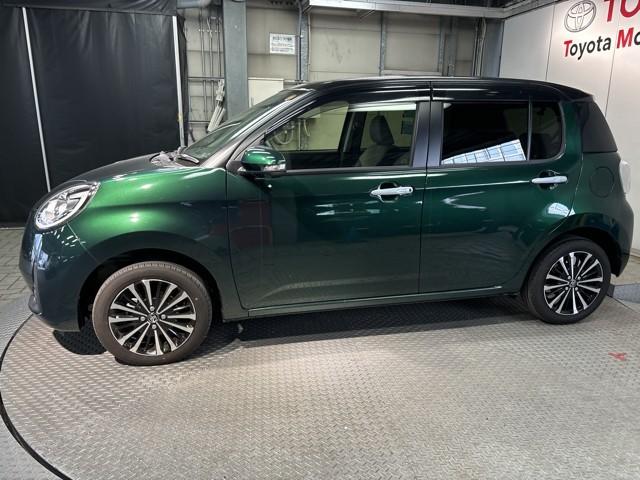 パッソ モーダ　Ｇパッケージ　記録簿付き　横滑り防止　サイドエアバック　キーフリーシステム　フルセグＴＶ　スマートキー　Ｂカメラ　ＬＥＤヘッドライト　パワーステアリング　アルミ　ＡＢＳ　イモビライザー　ＷエアＢ　パワーウインドウ（5枚目）