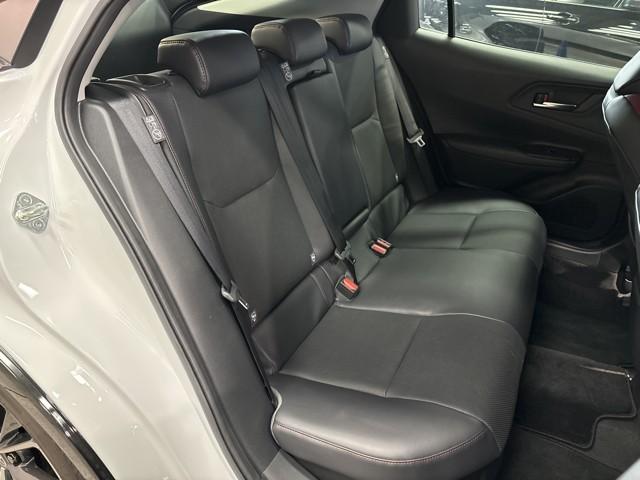 プリウス Ｚ　リアカメラ　プリクラッシュ　ＰＷシート　メモリナビ　ＡＣ１００Ｖ電源　ＬＥＤランプ　ナビ・ＴＶ　オートクルーズ　アルミホイール　ドライブレコーダ　ＡＣ　運転席エアバッグ　横滑り防止装置　ＥＴＣ付（11枚目）