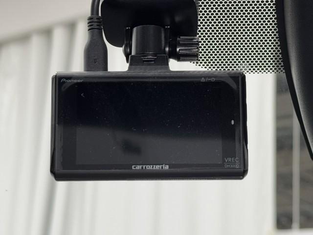 C-HR S LEDパッケージ スマートキー&プッシュスタート 定期点検記録簿 地デジ LEDヘッド オ-トエアコン WSRS キーレスエントリー ドライブレコーダー ナビTV 横滑り防止 クルーズコントロール 1オーナー DVD(10枚目)