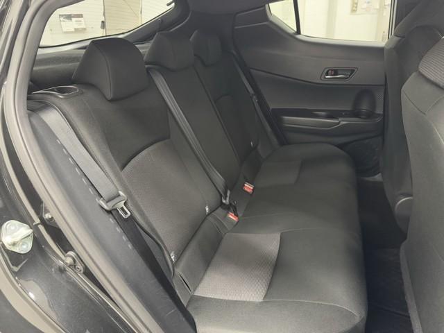 C-HR S LEDパッケージ スマートキー&プッシュスタート 定期点検記録簿 地デジ LEDヘッド オ-トエアコン WSRS キーレスエントリー ドライブレコーダー ナビTV 横滑り防止 クルーズコントロール 1オーナー DVD(16枚目)