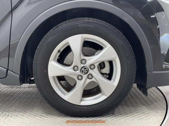 C-HR S LEDパッケージ スマートキー&プッシュスタート 定期点検記録簿 地デジ LEDヘッド オ-トエアコン WSRS キーレスエントリー ドライブレコーダー ナビTV 横滑り防止 クルーズコントロール 1オーナー DVD(18枚目)