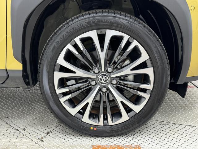 ヤリスクロス ハイブリッドＺ　インテリジェントキー　アルミホイル　ＬＥＤライト　１オ－ナ－　リアカメラ　ナビ　クルーズコントロール　整備記録簿　横滑り防止システム　メモリーナビゲーション　電動シ－ト　パワステ　オートエアコン（18枚目）