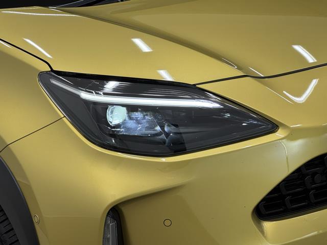 ヤリスクロス ハイブリッドＺ　インテリジェントキー　アルミホイル　ＬＥＤライト　１オ－ナ－　リアカメラ　ナビ　クルーズコントロール　整備記録簿　横滑り防止システム　メモリーナビゲーション　電動シ－ト　パワステ　オートエアコン（19枚目）