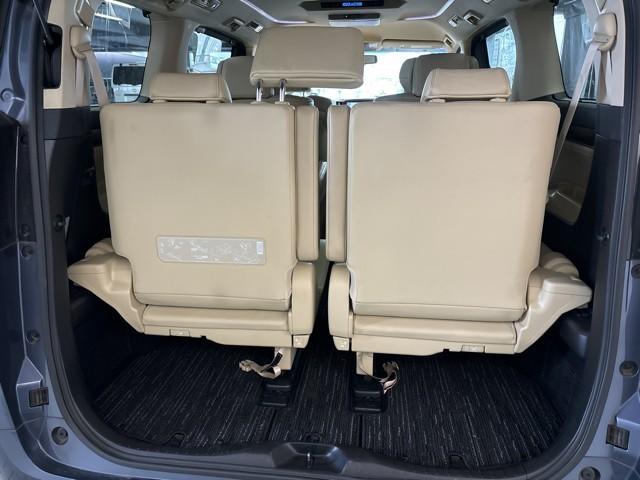 アルファード 3.5GF 衝突軽減 バックモニター ナビ&TV 本革シート クルコン LEDヘッドランプ 地デジ キーレス DVD 3列シート ABS アルミホイール オートエアコン パワーシート エアバッグ ドラレコ ETC(12枚目)