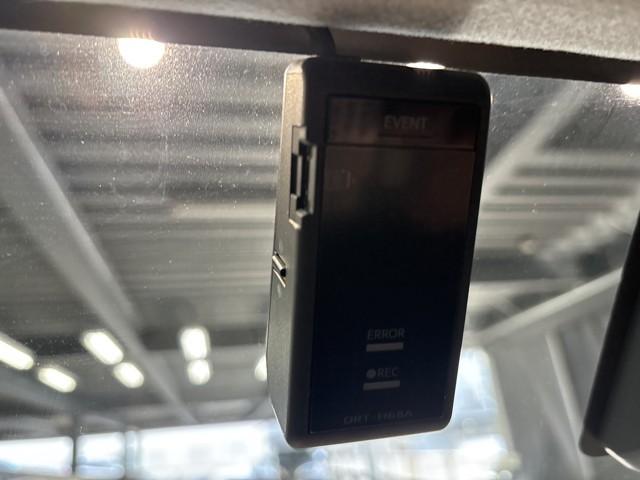 タンク Ｇ－Ｔ　フルフラット　フルセグテレビ　オートクルーズ　両側電動スライドドア　Ｂカメラ　キーフリー　横滑り防止　ドライブレコーダー　オートエアコン　ＡＢＳ　ＥＴＣ　盗難防止装置　ＤＶＤ　１オーナー　メモリナビ（8枚目）