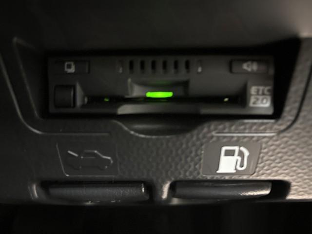 ルーミー カスタムＧ　アイドリング　両側電動ＳＤ　ＬＥＤヘット　バックビューモニター　衝突回避ブレーキ　フルフラット　地デジ　スマートキー　メモリナビ　クルーズコントロール　点検記録簿　ＤＶＤ　ＥＴＣ　１オーナー　ＡＢＳ（8枚目）