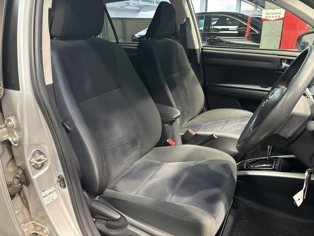 カローラフィールダー 1.5G 衝突回避システム ミュージックプレイヤー接続可 ワンオーナー車 ナビTV ETC メモリーナビ キーレス 記録簿有 ESC アイドリングストップ パワーウィンド エアバッグ ワンセグ パワステ ABS(10枚目)