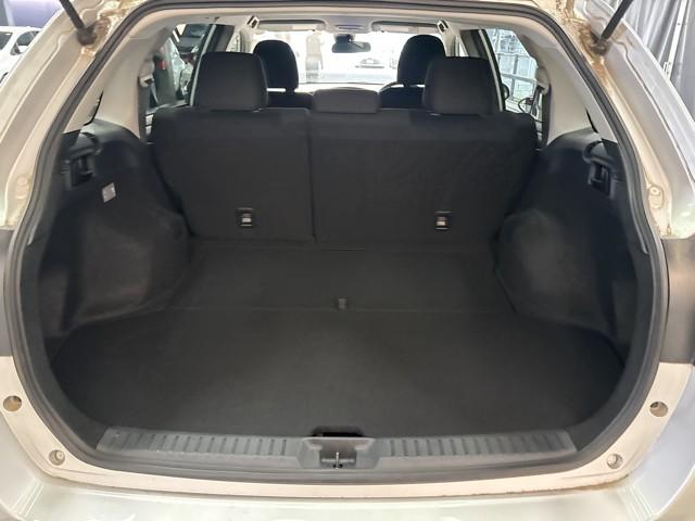 カローラフィールダー 1.5G 衝突回避システム ミュージックプレイヤー接続可 ワンオーナー車 ナビTV ETC メモリーナビ キーレス 記録簿有 ESC アイドリングストップ パワーウィンド エアバッグ ワンセグ パワステ ABS(12枚目)