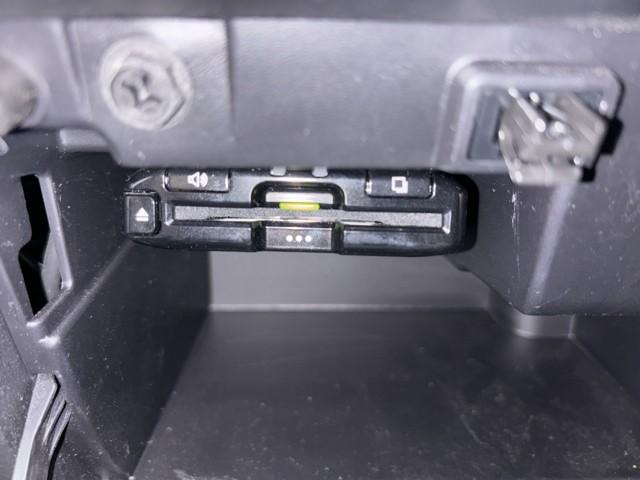 プロボックス ＤＸコンフォート　メディアプレイヤー接続　運転席パワーウインドウ　ダブルエアバック　記録簿　エアバック　キーレスキー　マニュアルエアコン　ＥＴＣ　パワーステアリング　ＡＢＳ　横滑り防止　盗難防止装置（8枚目）