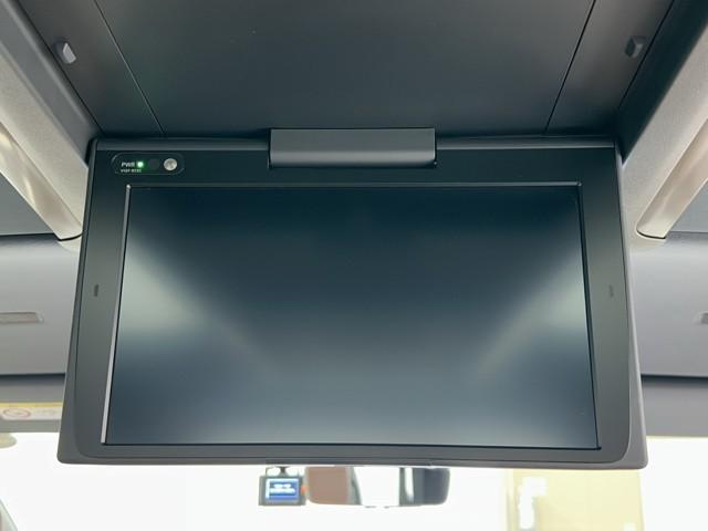 ヴェルファイアハイブリッド Z プレミア 衝突被害軽減ブレーキ Bモニター ダブルエアコン ムーンR フルセグ地デジTV 両側Pスライドドア 記録簿 ナビテレビ エアバッグ 電動シート LEDライト 本革シート キーレス アルミホイール(17枚目)