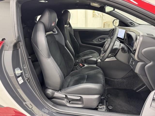 GRヤリス RZハイパフォーマンスカッレ ロバンペラエディション(15枚目)