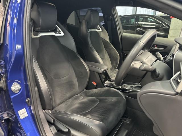 カローラスポーツ ハイブリッドＧ　Ｚ　ＴＳＳ　ＡＡＣ　エアバッグ　ＡＣ１００Ｖ電源　フルセグＴＶ　寒冷地仕様　アイドリングストップ　イモビライザー　ナビＴＶ　スマートキ－　ＶＳＣ　ＡＢＳ　キーフリー　パワーウィンドウ　ＬＥＤ　メモリーナビ（10枚目）