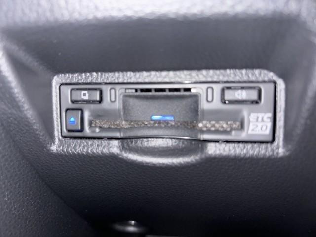 ノア ハイブリッドG LEDヘッドライト バックモニター ワンオーナー フルセグTV ミュージックプレイヤー接続可 ETC アルミホイール 3列シート メモリーナビ 4WD 衝突被害軽減システム 両側電動スライドドア(9枚目)