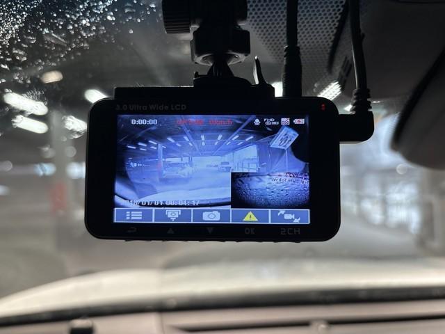 カムリ Ｇ　ＥＳＣ　リヤカメラ　パワーウィンドウ　Ｉストップ　１オーナー車　オ－トエアコン　パワステ　地デジ　運転席Ｐシート　エアバッグ　ＬＥＤヘットライト　ＡＢＳ　スマートキープッシュスタート　ＥＴＣ車載器（8枚目）