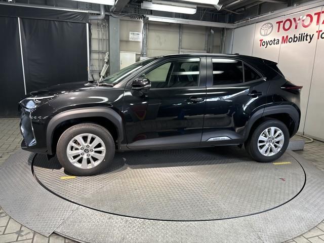 ヤリスクロス Ｇ　ＥＴＣ装備　リヤカメラ　点検記録簿　スマートエントリー　イモビライザー　オートエアコン　アルミホイール　キーレス　パワーウィンドウ　クルコン　ＡＢＳ　ドライブレコーダー　エアバッグ　パワーステアリング（6枚目）