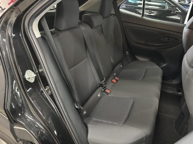 ヤリスクロス Ｇ　ＥＴＣ装備　リヤカメラ　点検記録簿　スマートエントリー　イモビライザー　オートエアコン　アルミホイール　キーレス　パワーウィンドウ　クルコン　ＡＢＳ　ドライブレコーダー　エアバッグ　パワーステアリング（11枚目）