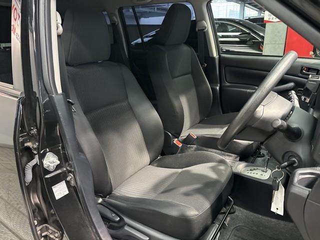 プロボックス ハイブリッドＦ　衝突回避システム　盗難防止　Ｗエアバッグ　ワンセグ　アイドリンストップ　１００Ｖ電源　パワーウインドウ　メモリナビ　ＡＵＸ　ワイヤレスキー　ＡＣ　パワステ　ＥＴＣ　ＥＳＣ　運転席エアバッグ　ＡＢＳ（10枚目）