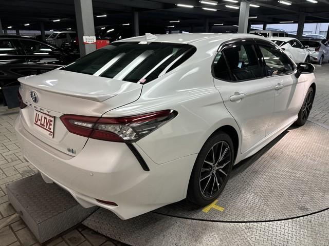 カムリ ＷＳレザーパッケージ　ワンオーナ　本革シ　地デジＴＶ　クルーズコントロール　記録簿有　アルミホイール　スマートキープッシュスタート　ナビ・ＴＶ　サイドカーテンエアバック　ＥＴＣ付き　パワーシート　デュアルエアバッグ　ＡＢＳ（6枚目）