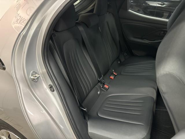 ヤリス ハイブリッドG Iストップ サイドエアバッグ スマートキ ナビ Bモニター ドライブレコーダー ETC車載器 横滑り防止装置 クルコン セキュリティアラーム メディアプレイヤー接続 パワステ 点検記録簿 キーフリー(11枚目)