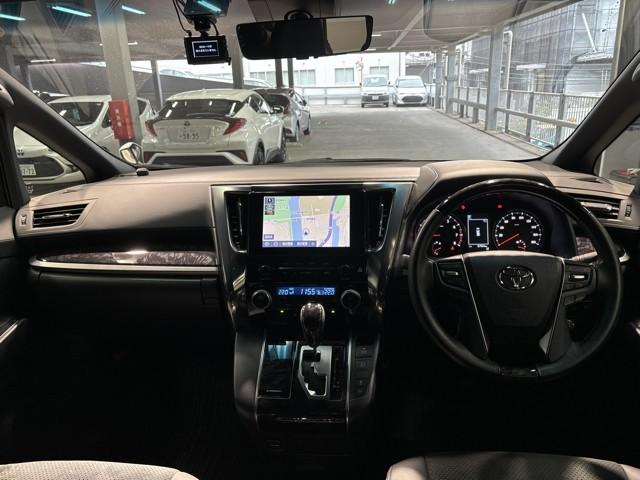 アルファード ２．５Ｓ　タイプゴールド　イモビ　バックモニタ－　ＬＥＤランプ　１オーナー車　リアオートエアコン　点検記録簿　ドライブレコーダ　エアコン　ＤＶＤプレーヤー　横滑防止装置　ＡＣ１００Ｖ電源　アルミ　パワーウィンドウ　ＡＢＳ（7枚目）