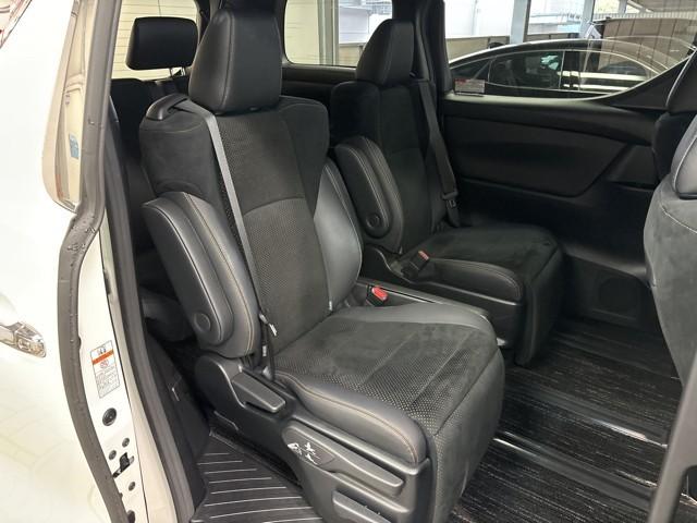 アルファード ２．５Ｓ　タイプゴールド　イモビ　バックモニタ－　ＬＥＤランプ　１オーナー車　リアオートエアコン　点検記録簿　ドライブレコーダ　エアコン　ＤＶＤプレーヤー　横滑防止装置　ＡＣ１００Ｖ電源　アルミ　パワーウィンドウ　ＡＢＳ（11枚目）