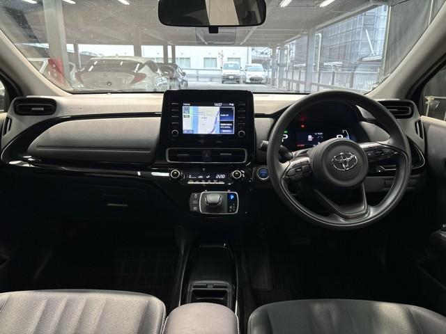 アクア Ｘ　踏み間違い防止　１００Ｖ　イモビ　ナビ　点検記録簿　ＬＥＤヘッドライト　スマートキー　横滑り防止機能　キーレスエントリー　オートクルーズ　オートエアコン　ＥＴＣ　カーテンエアバッグ　パワーステアリング（7枚目）