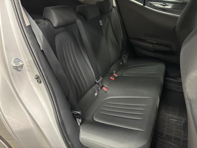 アクア Ｘ　踏み間違い防止　１００Ｖ　イモビ　ナビ　点検記録簿　ＬＥＤヘッドライト　スマートキー　横滑り防止機能　キーレスエントリー　オートクルーズ　オートエアコン　ＥＴＣ　カーテンエアバッグ　パワーステアリング（11枚目）