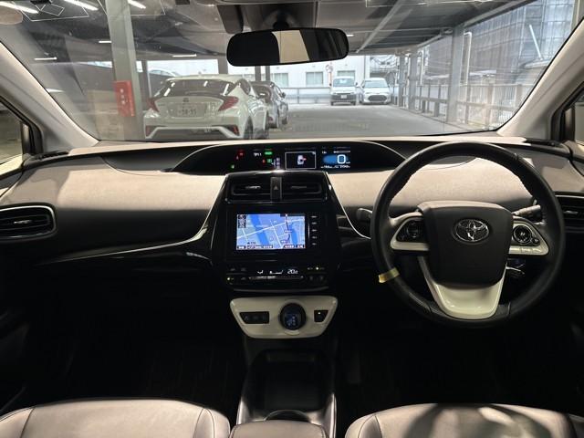 プリウス Sツーリングセレクション レーダーブレーキサポート フルオートエアコン デュアルエアバック バックモニタ- AW イモビ ESC パワーウインド スマキ- ETC車載器 サイドエアバック フルセグ地デジTV DVD再生可能(7枚目)