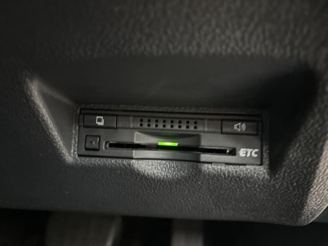 プリウス Sツーリングセレクション レーダーブレーキサポート フルオートエアコン デュアルエアバック バックモニタ- AW イモビ ESC パワーウインド スマキ- ETC車載器 サイドエアバック フルセグ地デジTV DVD再生可能(8枚目)