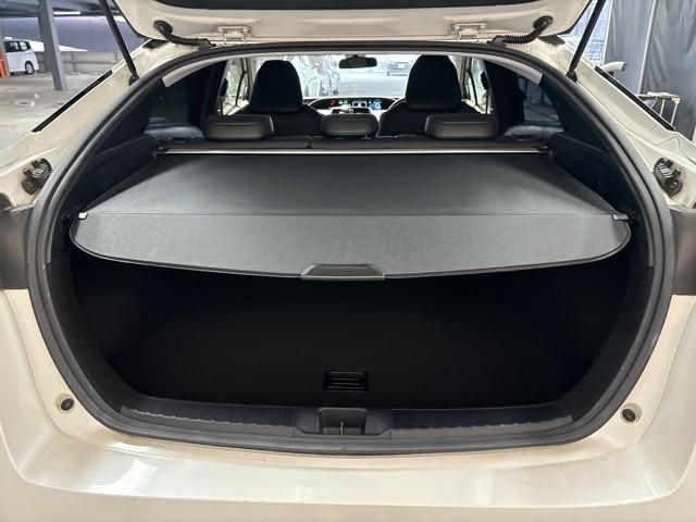 プリウス Sツーリングセレクション レーダーブレーキサポート フルオートエアコン デュアルエアバック バックモニタ- AW イモビ ESC パワーウインド スマキ- ETC車載器 サイドエアバック フルセグ地デジTV DVD再生可能(12枚目)