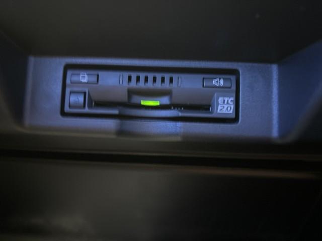 ハリアー プレミアム Bモニター フルセグTV LEDライト AW パワーシート ドラレコ 記録簿あり スマートキー ナビ&TV ワンオーナー ETC 横滑り防止装置 DVD再生 メモリ-ナビ アイドリングストップ ABS(9枚目)