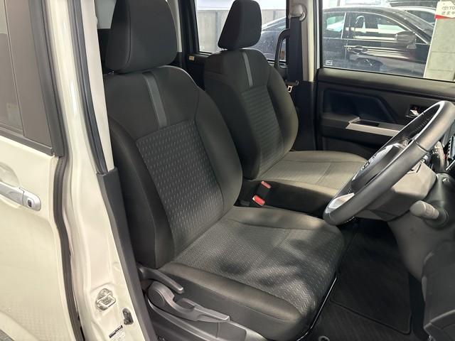 ルーミー カスタムG-T 助手席エアバック 両側オートスライドドア スマートキープッシュスタート LEDライト 1オーナー 横滑り防止機能 クルコン 点検記録簿 ETC付 アルミホイール キーレス DVD ドラレコ ナビ&TV(10枚目)