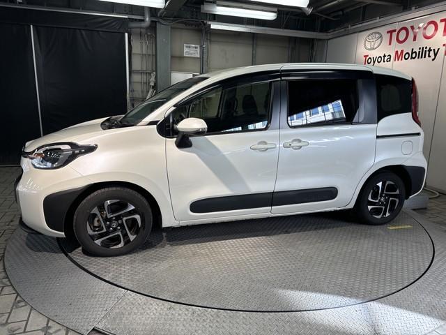 シエンタ ハイブリッドＺ　ＴＳＳ　ワンオーナ　エアバック　アルミ　キーレスエントリー　ナビＴＶ　イモビライザー　整備記録簿　バックモニター　ＬＥＤヘッドライト　ＥＴＣ車載器　横滑り防止　スマートキー　オートエアコン　ＷＳＲＳ（6枚目）