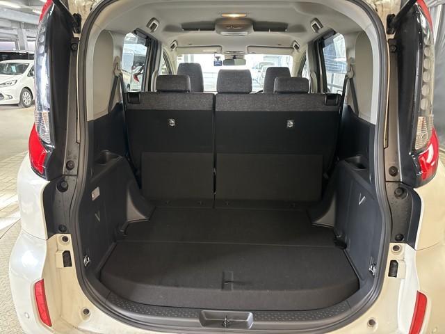 シエンタ ハイブリッドＺ　ＴＳＳ　ワンオーナ　エアバック　アルミ　キーレスエントリー　ナビＴＶ　イモビライザー　整備記録簿　バックモニター　ＬＥＤヘッドライト　ＥＴＣ車載器　横滑り防止　スマートキー　オートエアコン　ＷＳＲＳ（12枚目）