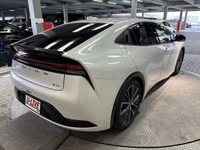 プリウス Ｚ　インテリジェントクリアランスソナー　ＰＷシート　地デジＴＶ　ナビＴＶ　ＡＷ　ＬＥＤヘッドライト　エアコン　バックモニター　ドライブレコーダー　寒冷地仕様車　ＡＣ１００Ｖ　オートクルーズ　４ＷＤ車（5枚目）