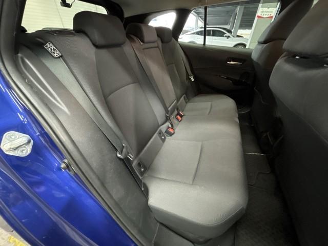 カローラツーリング ハイブリッド S インテリジェントクリアランスソナー ドラレコ付き Rカメラ AAC LEDライト メディアプレイヤー接続 1オーナー車 横滑防止装置 整備記録簿 クルコン ETC車載器 キーフリーシステム イモビ(10枚目)