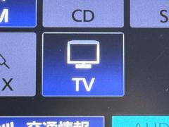 ＴＶが見れるチューナーを装備しています。　新しい車でも付いていないことで、ＴＶが見れない事も多々あるので要チェックです。 7