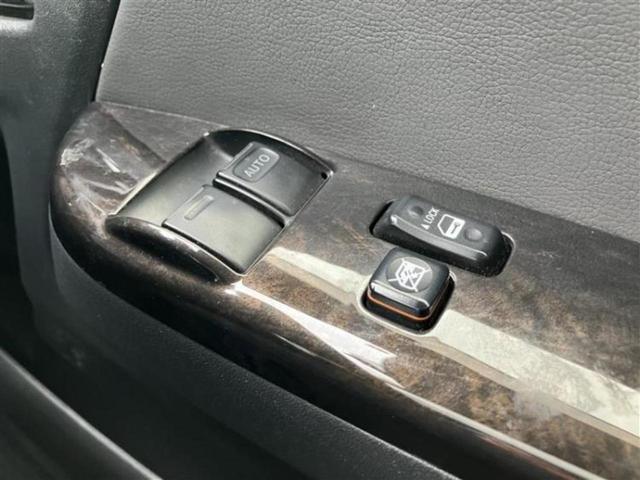 ハイエースバン ロングスーパーＧＬダークプライム　保証書／シート　ハーフレザー／ヘッドランプ　ＬＥＤ／ＥＴＣ／ＡＢＳ／禁煙車／エアバッグ　運転席／パワーウインドウ／エンジンスタートボタン／オートエアコン／パワーステアリング／盗難防止システム（16枚目）