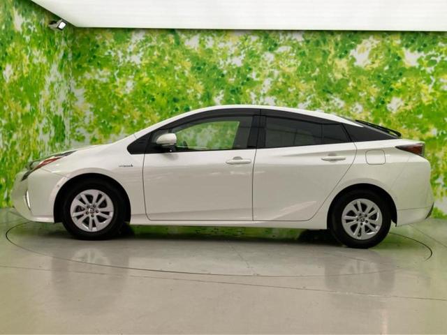 プリウス Sセーフティプラス 新品タイヤ/保証書/社外 SDナビ/トヨタセーフティセンス/車線逸脱防止支援システム/パーキングアシスト バックガイド/ドライブレコーダー 社外/ヘッドランプ LED 衝突被害軽減システム DVD再生(2枚目)