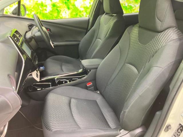 プリウス Sセーフティプラス 新品タイヤ/保証書/社外 SDナビ/トヨタセーフティセンス/車線逸脱防止支援システム/パーキングアシスト バックガイド/ドライブレコーダー 社外/ヘッドランプ LED 衝突被害軽減システム DVD再生(6枚目)