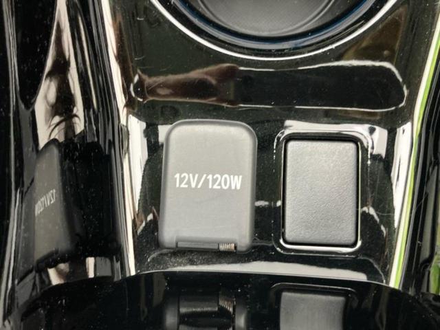 プリウス Sセーフティプラス 新品タイヤ/保証書/社外 SDナビ/トヨタセーフティセンス/車線逸脱防止支援システム/パーキングアシスト バックガイド/ドライブレコーダー 社外/ヘッドランプ LED 衝突被害軽減システム DVD再生(33枚目)