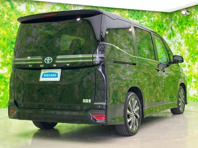 ヴォクシー ハイブリッドS-Z 保証書/ディスプレイオーディオ/フリップダウンモニター 純正 13.2インチ/衝突安全装置/両側電動スライドドア/シートヒーター 前席/車線逸脱防止支援システム/シート ハーフレザー バックカメラ(3枚目)