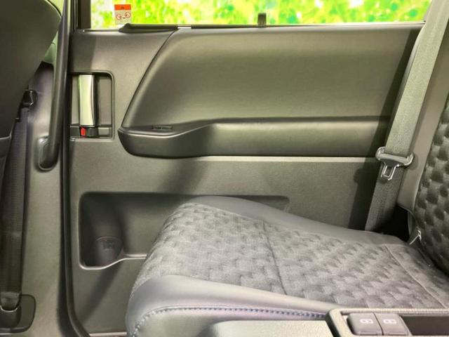 ヴォクシー ハイブリッドS-Z 保証書/ディスプレイオーディオ/フリップダウンモニター 純正 13.2インチ/衝突安全装置/両側電動スライドドア/シートヒーター 前席/車線逸脱防止支援システム/シート ハーフレザー バックカメラ(23枚目)