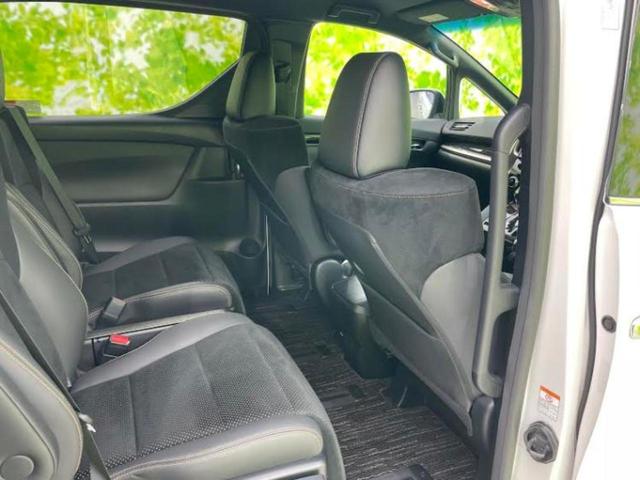 アルファード Sタイプゴールド2 新品タイヤ/保証書/ディスプレイオーディオ+ナビ9インチ/衝突安全装置/両側電動スライドドア/車線逸脱防止支援システム/シート ハーフレザー/パーキングアシスト バックガイド 衝突被害軽減システム(5枚目)