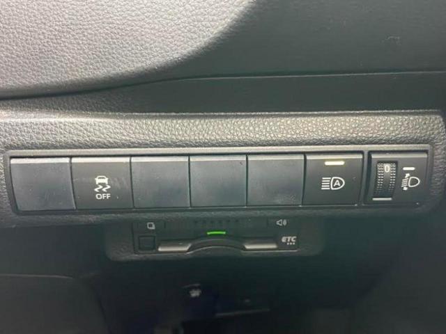 カローラツーリング ハイブリッドダブルバイビー 新品タイヤ/純正エアロ/保証書/ディスプレイオーディオ/衝突安全装置/車線逸脱防止支援システム/シート ハーフレザー/パーキングアシスト バックガイド/ヘッドランプ LED 衝突被害軽減システム(13枚目)