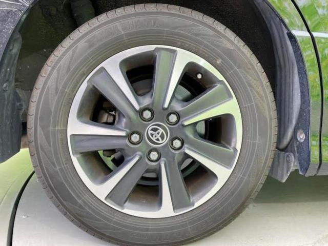 ヴォクシー ＺＳキラメキ２　新品タイヤ／保証書／社外　９インチ　ＳＤナビ／フリップダウンモニター　社外　１２．８インチ／トヨタセーフティセンス／両側電動スライドドア／車線逸脱防止支援システム／ヘッドランプ　ＬＥＤ　後席モニター（19枚目）