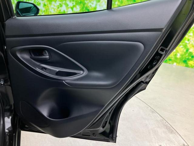 ヤリスクロス ハイブリッドＺ　ディスプレイオーディオ８インチ／トヨタセーフティセンス／シートヒーター　前席／パノラミックビューモニター／車線逸脱防止支援システム／シート　ハーフレザー／電動バックドア／ヘッドランプ　ＬＥＤ（21枚目）