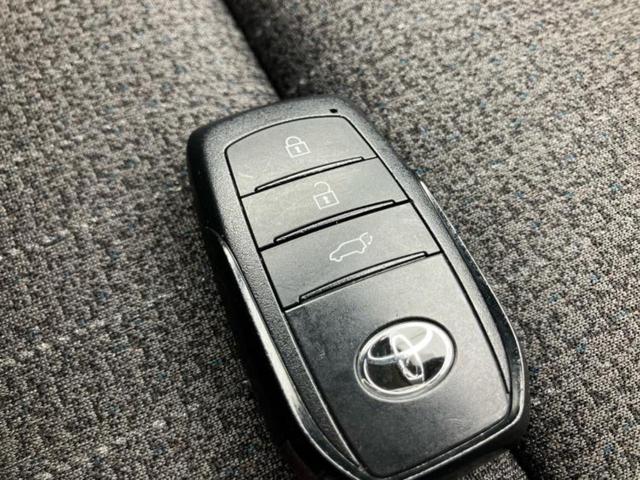 ヤリスクロス ハイブリッドＺ　ディスプレイオーディオ８インチ／トヨタセーフティセンス／シートヒーター　前席／パノラミックビューモニター／車線逸脱防止支援システム／シート　ハーフレザー／電動バックドア／ヘッドランプ　ＬＥＤ（31枚目）