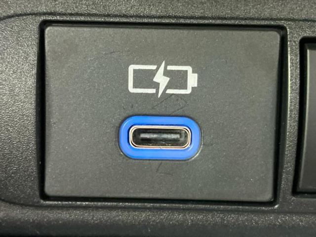 ヤリスクロス ハイブリッドＺ　ディスプレイオーディオ８インチ／トヨタセーフティセンス／シートヒーター　前席／パノラミックビューモニター／車線逸脱防止支援システム／シート　ハーフレザー／電動バックドア／ヘッドランプ　ＬＥＤ（34枚目）